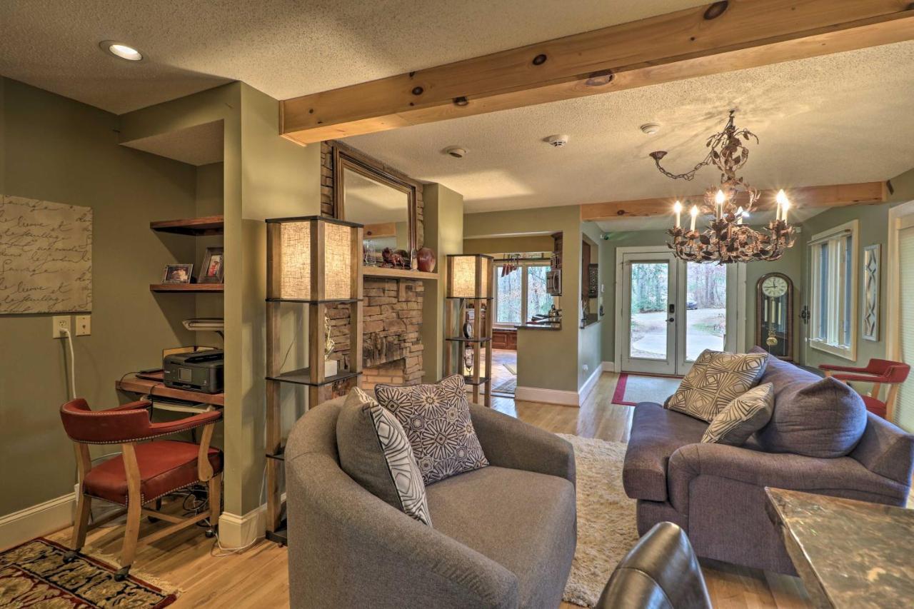 Cozy Conyers Cabin With Fireplace And Pool Table! Bagian luar foto