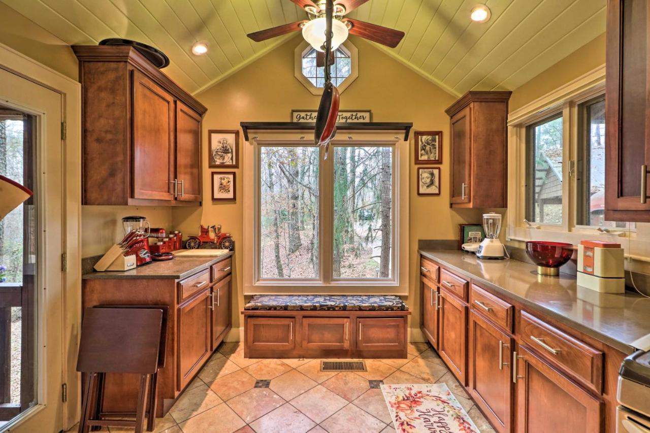 Cozy Conyers Cabin With Fireplace And Pool Table! Bagian luar foto